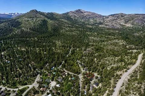 16481 Jebs Ct, Truckee, CA 96161 photo 6