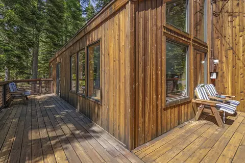 Exterior - 12331 Bennett Flat Rd, Truckee, CA 96161 photo 6 of 10