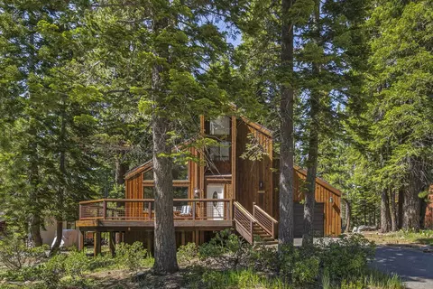 Exterior - 12331 Bennett Flat Rd, Truckee, CA 96161 photo 10 of 10