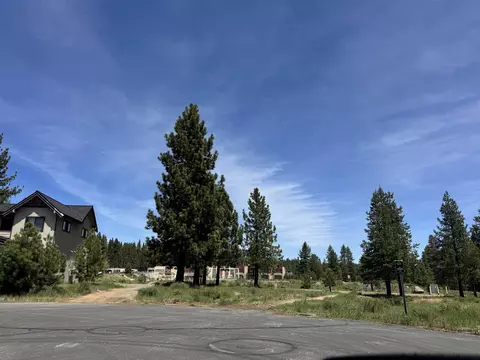 11372 Saddleback Dr, Truckee, CA 96161