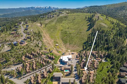 11517 Snowpeak Way # 607, Truckee, CA 96161