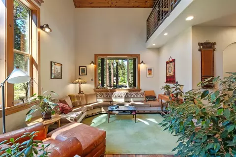 Living - 305 Mountain View Rd, Calpine, CA 96124 photo 2 of 3