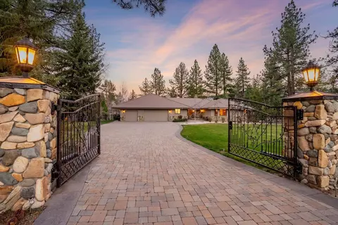 360 Sylvan Ct, Verdi, NV 89439