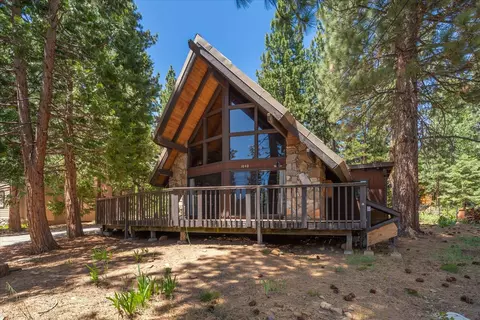 1040 Trent Ln, Kings Beach, CA 96143