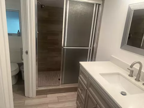 Bath - 2337 Bear Falls Ln, Alpine Meadows, CA 96146 photo 4 of 4