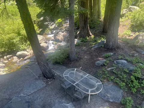 Exterior - 2337 Bear Falls Ln, Alpine Meadows, CA 96146 photo 2 of 4