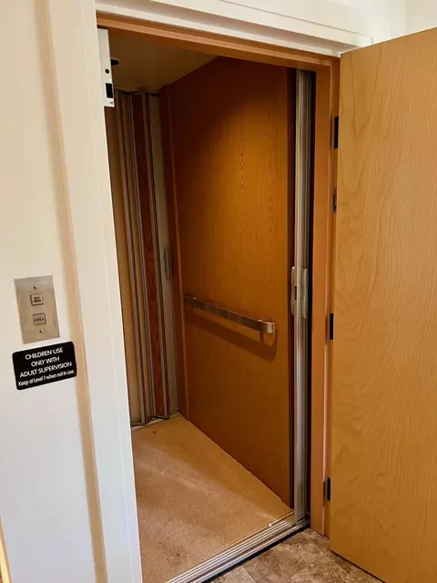 Entry Way - 2337 Bear Falls Ln, Alpine Meadows, CA 96146 photo 2 of 3
