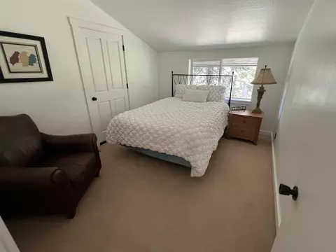 Bedroom - 2337 Bear Falls Ln, Alpine Meadows, CA 96146 photo 4 of 5