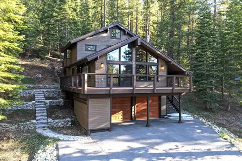 960 Ward Creek Blvd, Tahoe City, CA 96145