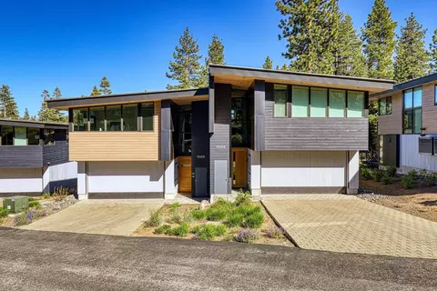 15024 Peak View Pl, Truckee, CA 96161