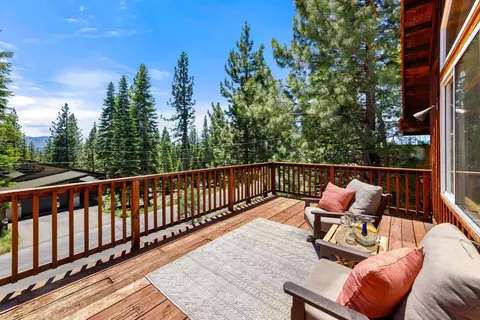 11964 Saint Bernard Dr, Truckee, CA 96161
