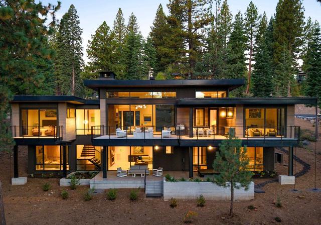 9304 Nine Bark Rd, Truckee, CA 96161