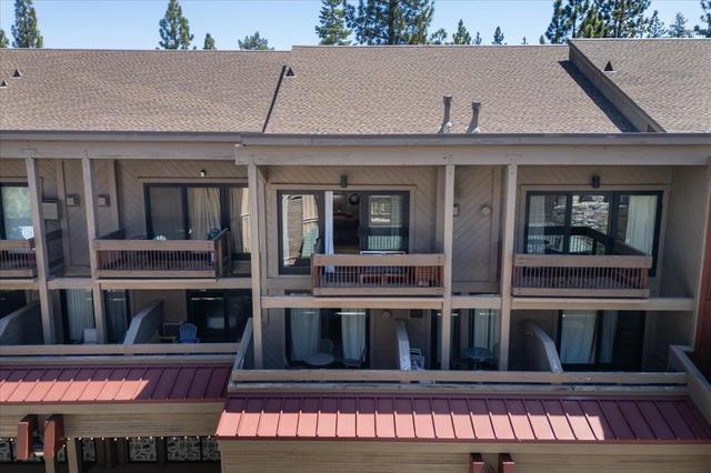 2000 N Village Dr # 318, Truckee, CA 96161