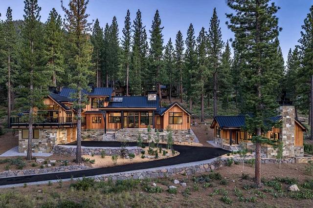 8136 Villandry Dr, Truckee, CA 96161