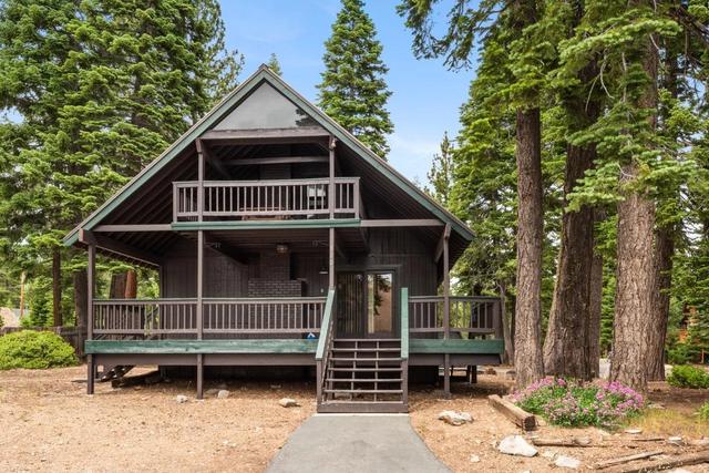 810 Dove Way, Carnelian Bay, CA 96140