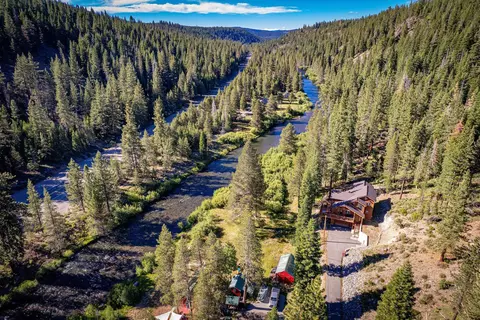 8520 River Rd, Truckee, CA 96161