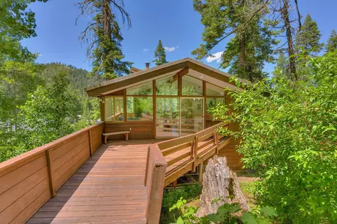 1025 Snow Crest Rd, Alpine Meadows, CA 96146