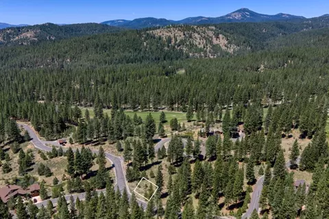 415 Blacktail Rdg, Portola, CA 96122
