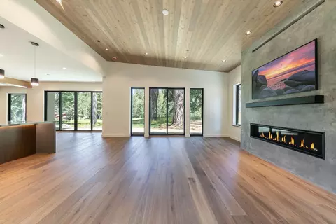 Living - 415 Lodgepole, Northstar, CA 96161 photo 3 of 7