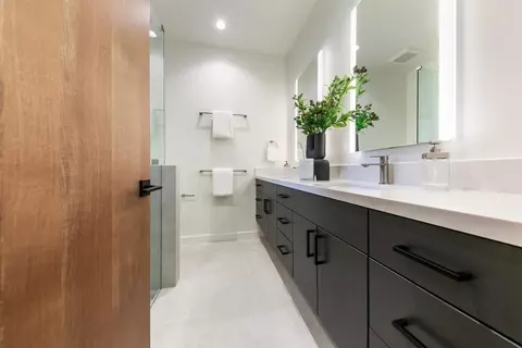 Bath - 415 Lodgepole, Northstar, CA 96161 photo 4 of 5