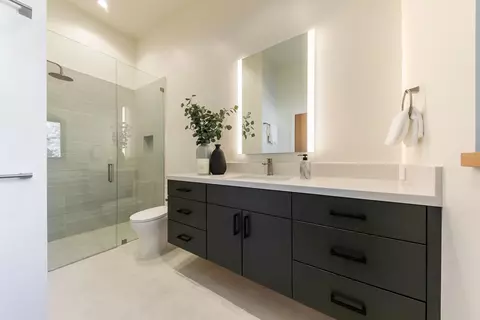 Bath - 415 Lodgepole, Northstar, CA 96161 photo 5 of 5