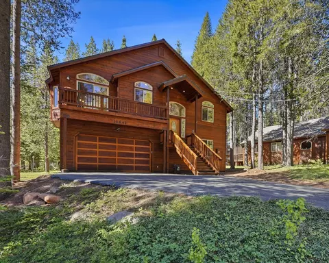 11642 Zermatt Dr, Truckee, CA 96161