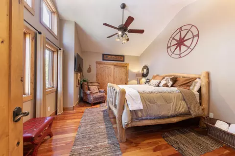 13165 Pinnacle Loop, Truckee, CA 96161 photo 14