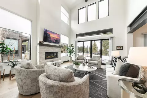 Living - 10209 Modane Pl, Truckee, CA 96161 photo 1 of 4