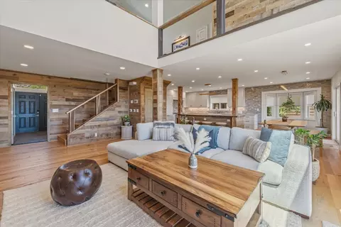 14395 Skislope Way, Truckee, CA 96161