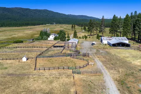 22440 State Highway 89, Calpine, CA 96124 photo 11