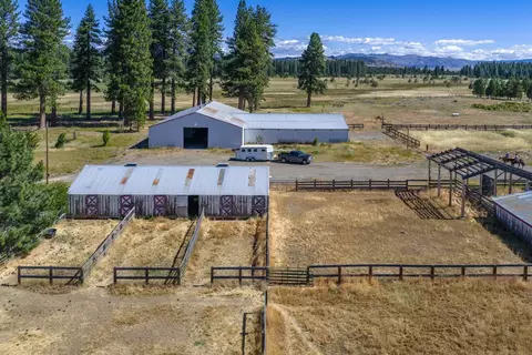 22440 State Highway 89, Calpine, CA 96124 photo 14
