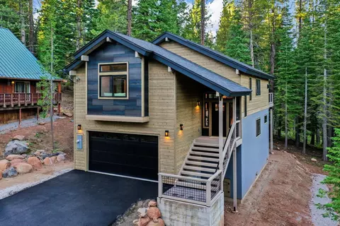 11655 Zermatt Dr, Truckee, CA 96161