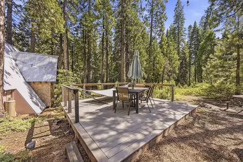 Exterior - 665 Fork Pl, Soda Springs, CA 95715 photo 5 of 5