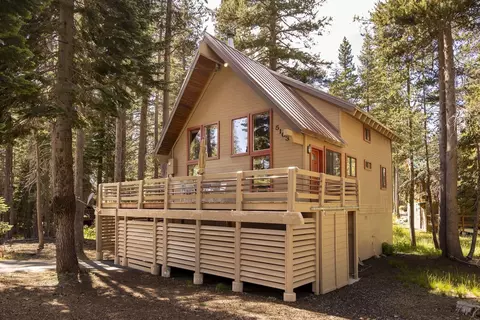 5103 Westshore Dr, Soda Springs, CA 95728