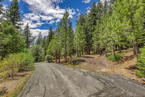 202 Hidden Lake Loop, Olympic Valley, CA 96146 photo 8