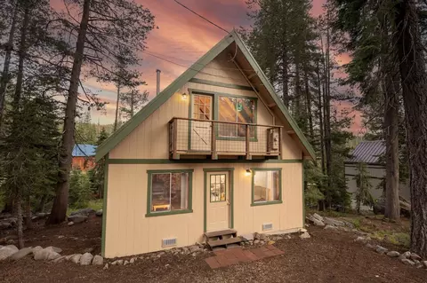 50897 Jeffery Pine Dr, Soda Springs, CA 95728