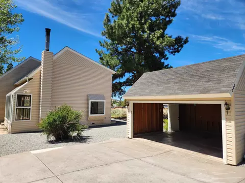Exterior - 725 Roundup Dr, Loyalton, CA 96118 photo 3 of 6