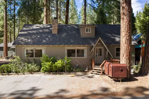 8689 Rainbow Ave, Kings Beach, CA 96143