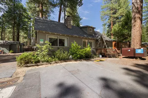 8689 Rainbow Ave, Kings Beach, CA 96143