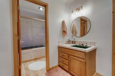 Bath - 1191 Snow Crest Rd, Alpine Meadows, CA 96146 photo 2 of 2