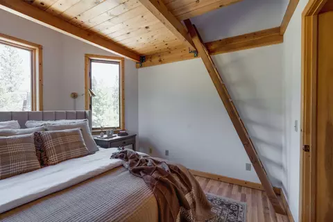 Bedroom - 1191 Snow Crest Rd, Alpine Meadows, CA 96146 photo 2 of 4
