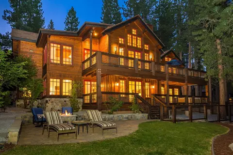 Exterior - 11621 Bottcher Loop, Truckee, CA 96161 photo 4 of 9
