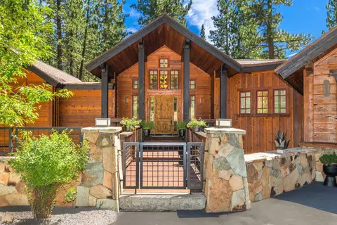 Exterior - 11621 Bottcher Loop, Truckee, CA 96161 photo 3 of 9