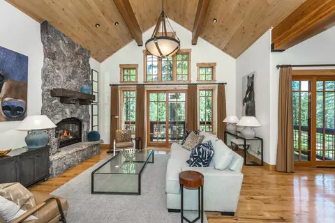 Living - 11621 Bottcher Loop, Truckee, CA 96161 photo 1 of 3