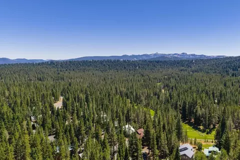 View/Area - 13050 Skiview Loop, Truckee, CA 96161 photo 2 of 2
