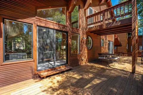 Exterior - 13050 Skiview Loop, Truckee, CA 96161 photo 3 of 5