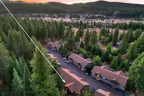 View/Area - 10147 Pine Cone Rd, Truckee, CA 96161 photo 1 of 1
