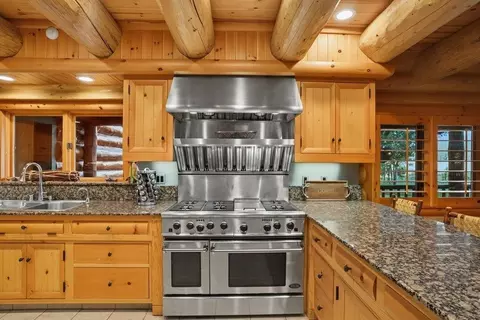 Kitchen - 69 Silver Sage, Clio, CA 96106 photo 2 of 3