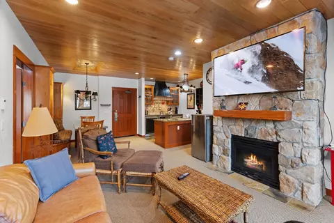 1985 Olympic Valley Rd # 2-216, Olympic Valley, CA 96146