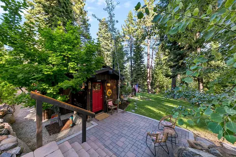 3870 Forest Dr, Carnelian Bay, CA 96140